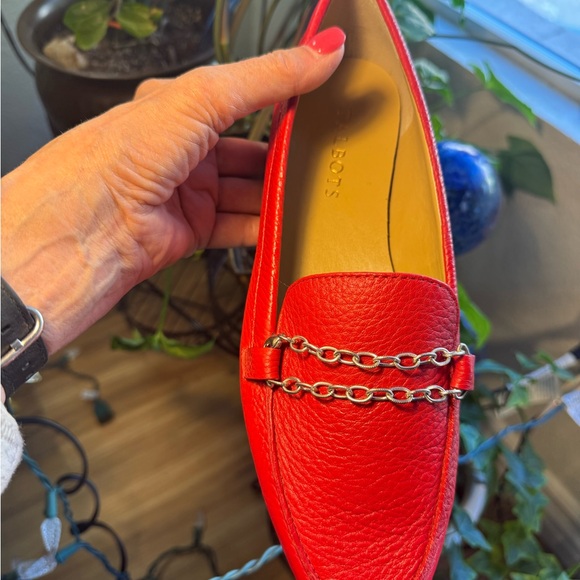 Talbots Vibrant Red Leather Loafers with Chain Detail - Picture 8 of 11